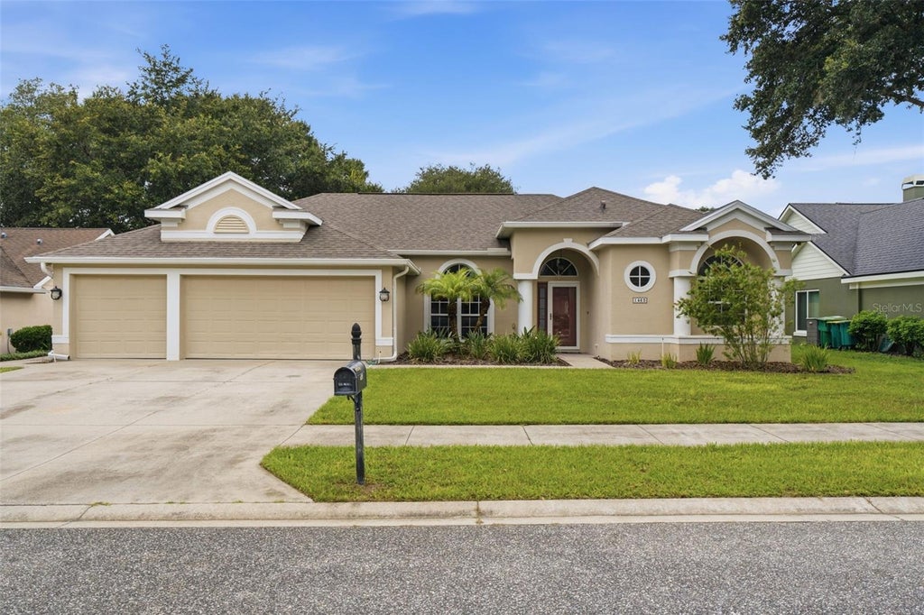 Photo of 1463 Maple Leaf Lane, Deland, FL 32724 (MLS # V4951049)