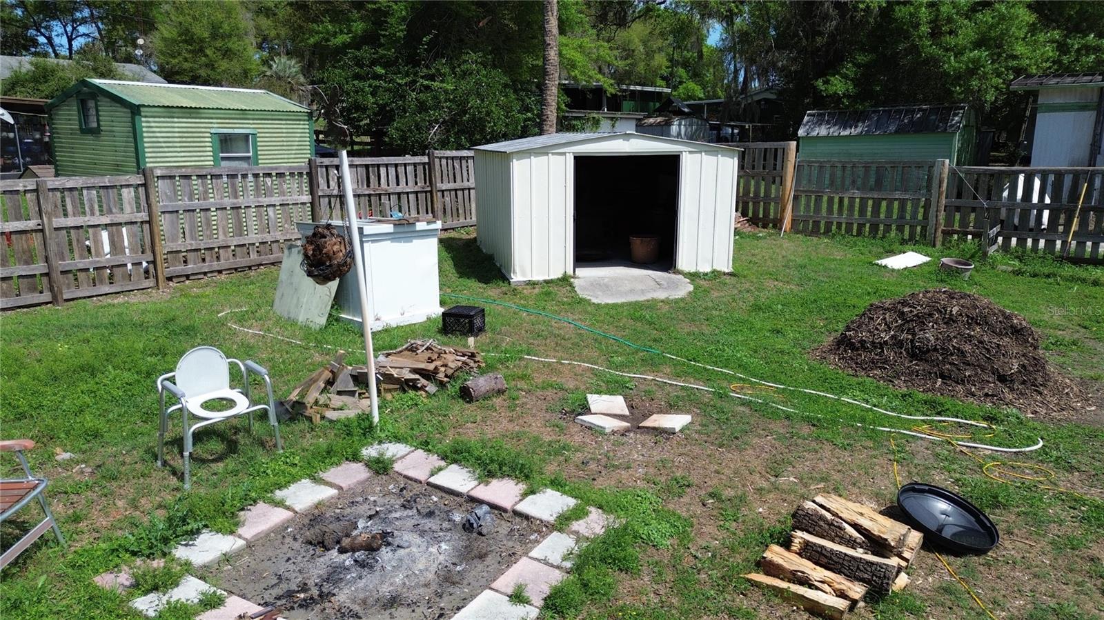 PINE LAKE - Residential