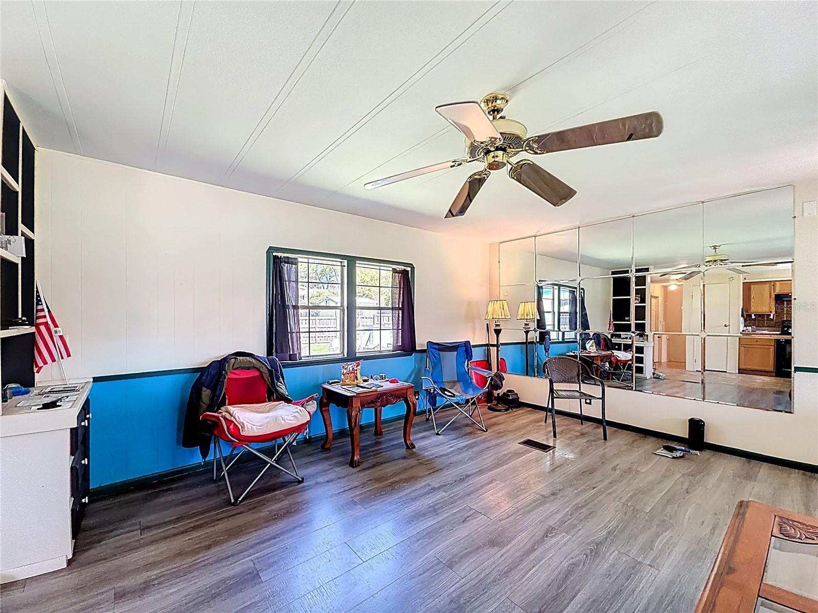 PINE LAKE - Residential