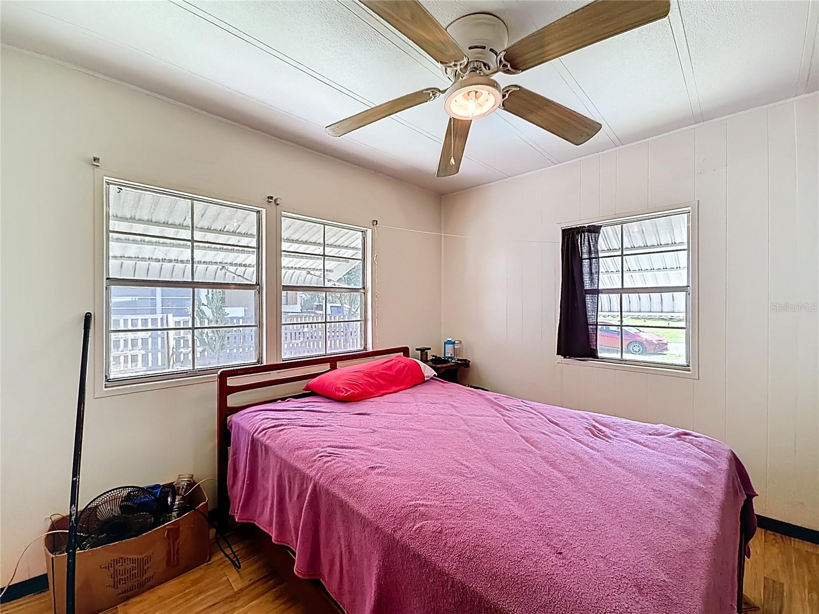 PINE LAKE - Residential