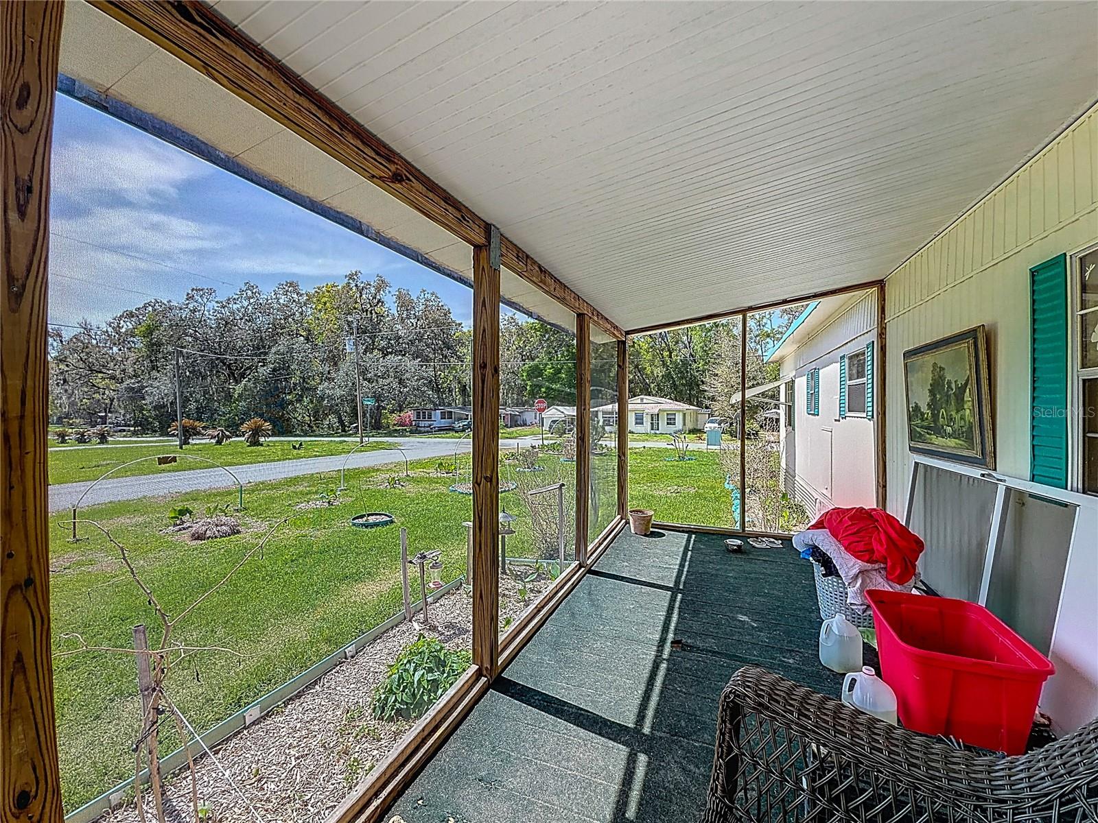 PINE LAKE - Residential