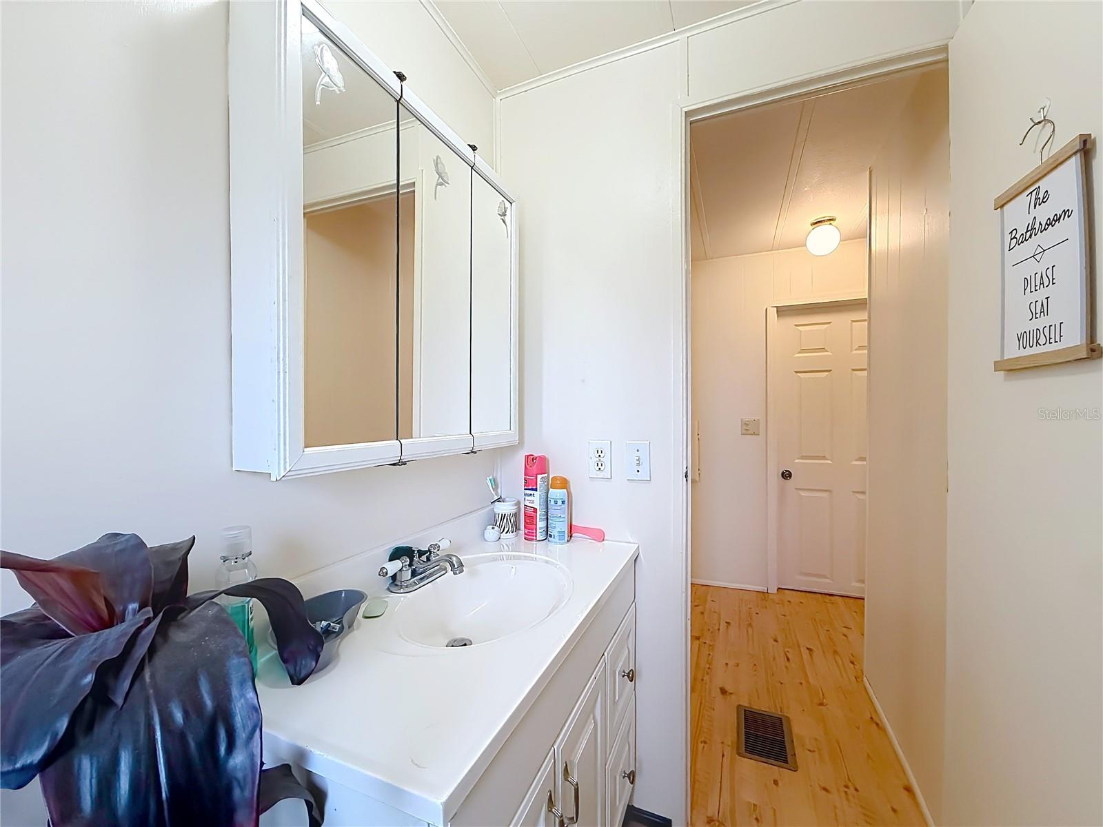 PINE LAKE - Residential