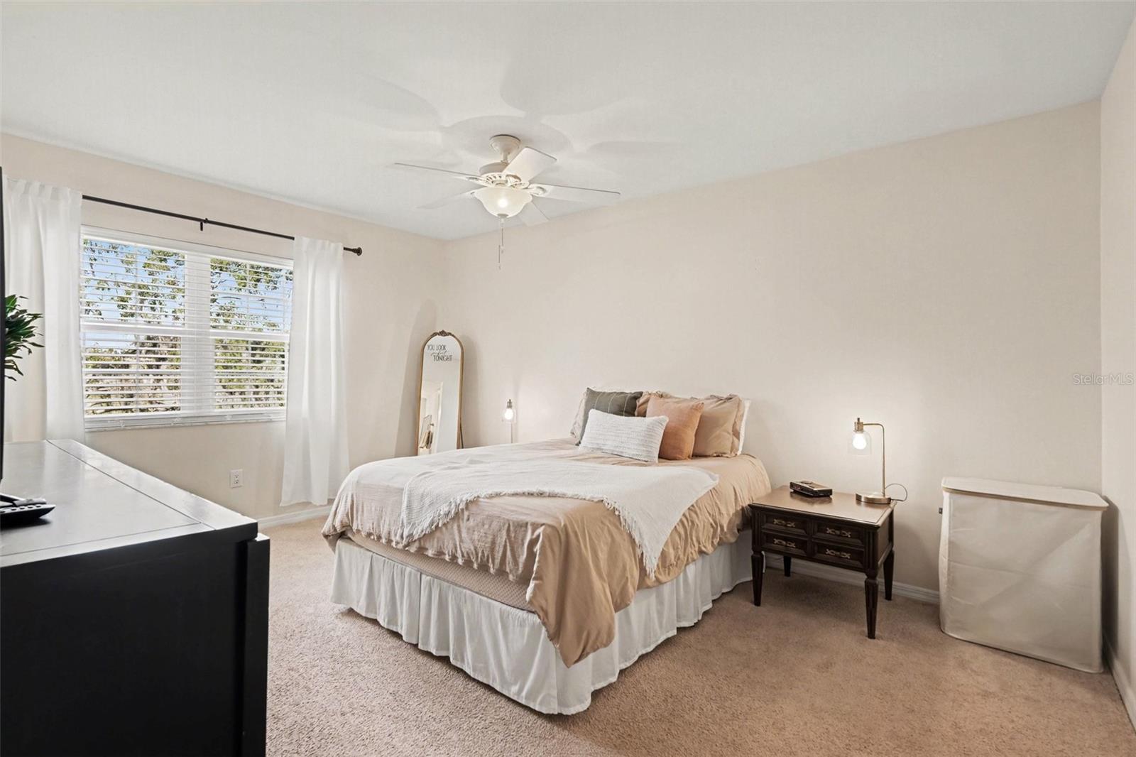 THE GRAND AT OLDE CARROLLWOOD CONDOMINIUM - Residential Lease