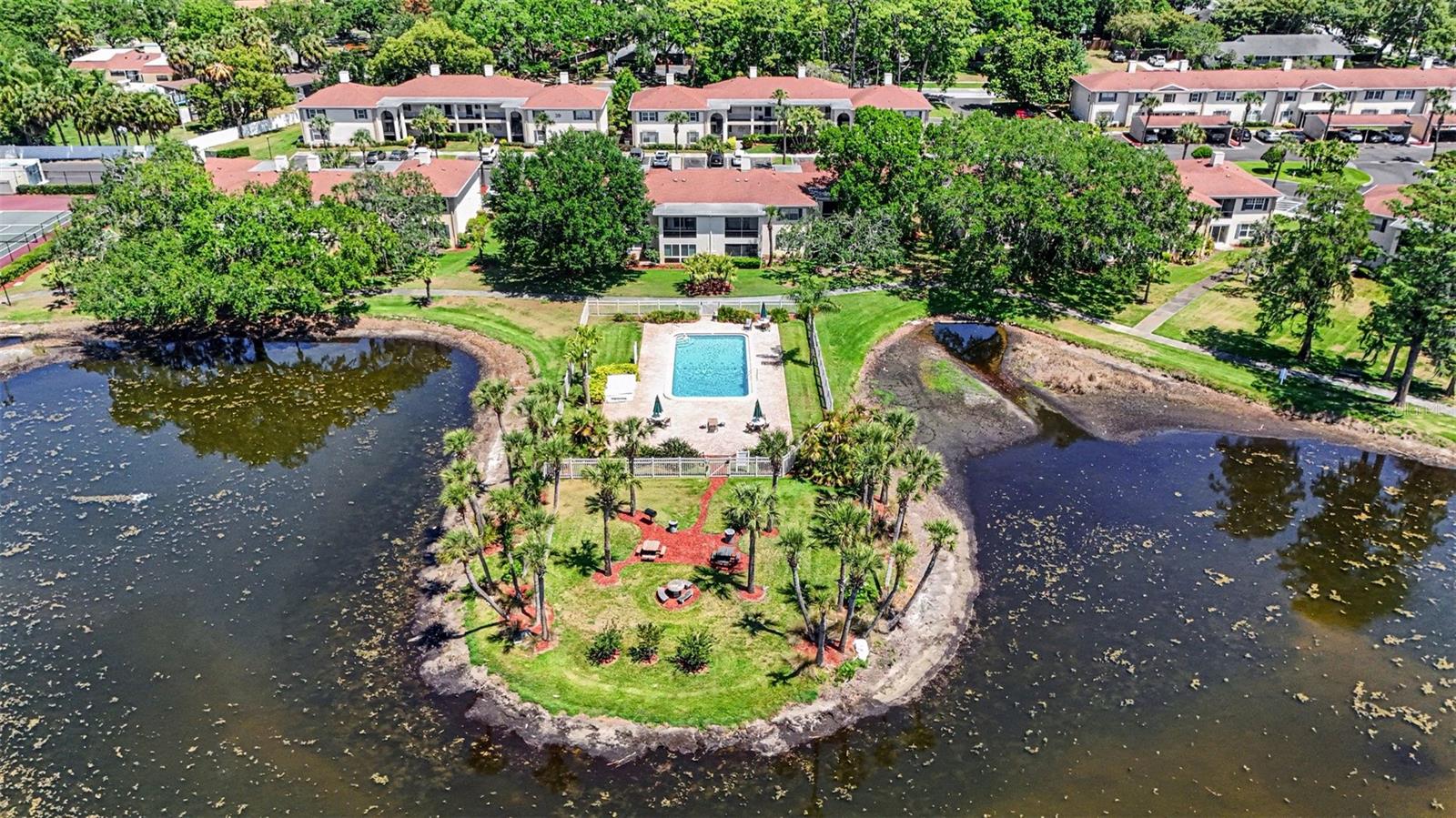 THE GRAND AT OLDE CARROLLWOOD CONDOMINIUM - Residential Lease