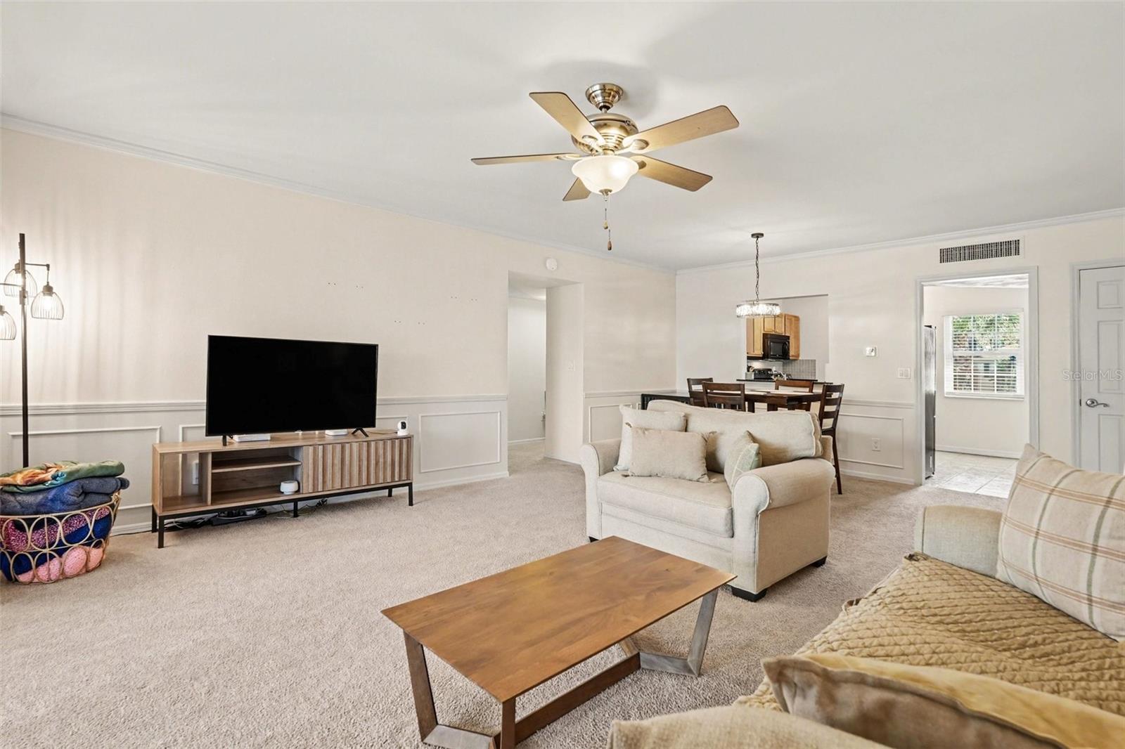THE GRAND AT OLDE CARROLLWOOD CONDOMINIUM - Residential Lease