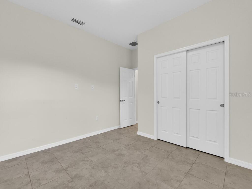 ROTONDA LAKES - Residential