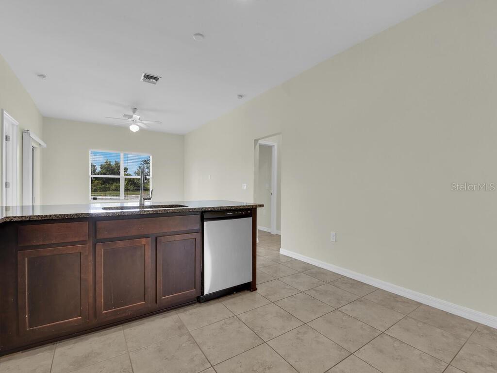 ROTONDA LAKES - Residential