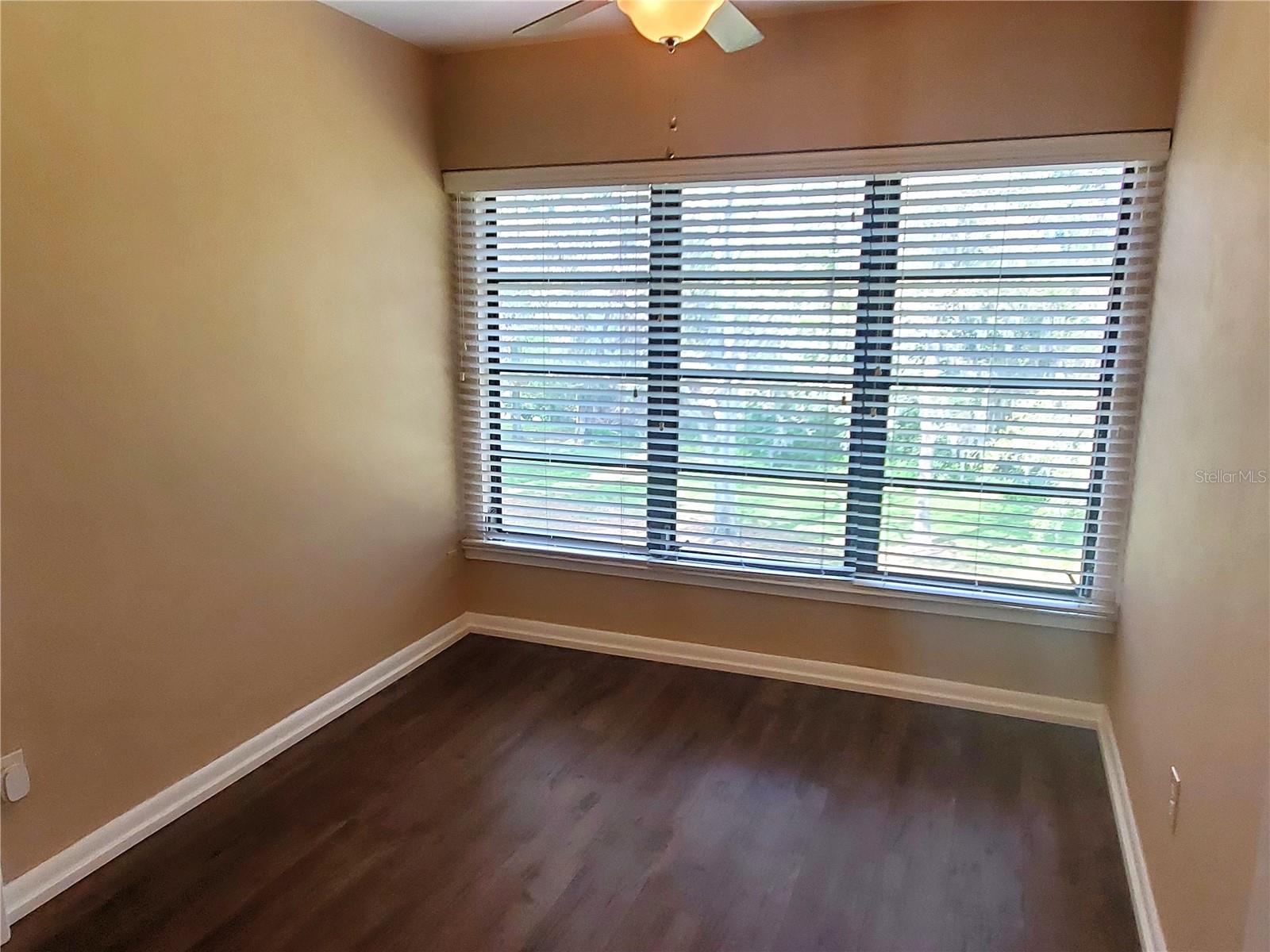 IMPERIAL OAKS CONDO - Residential Lease