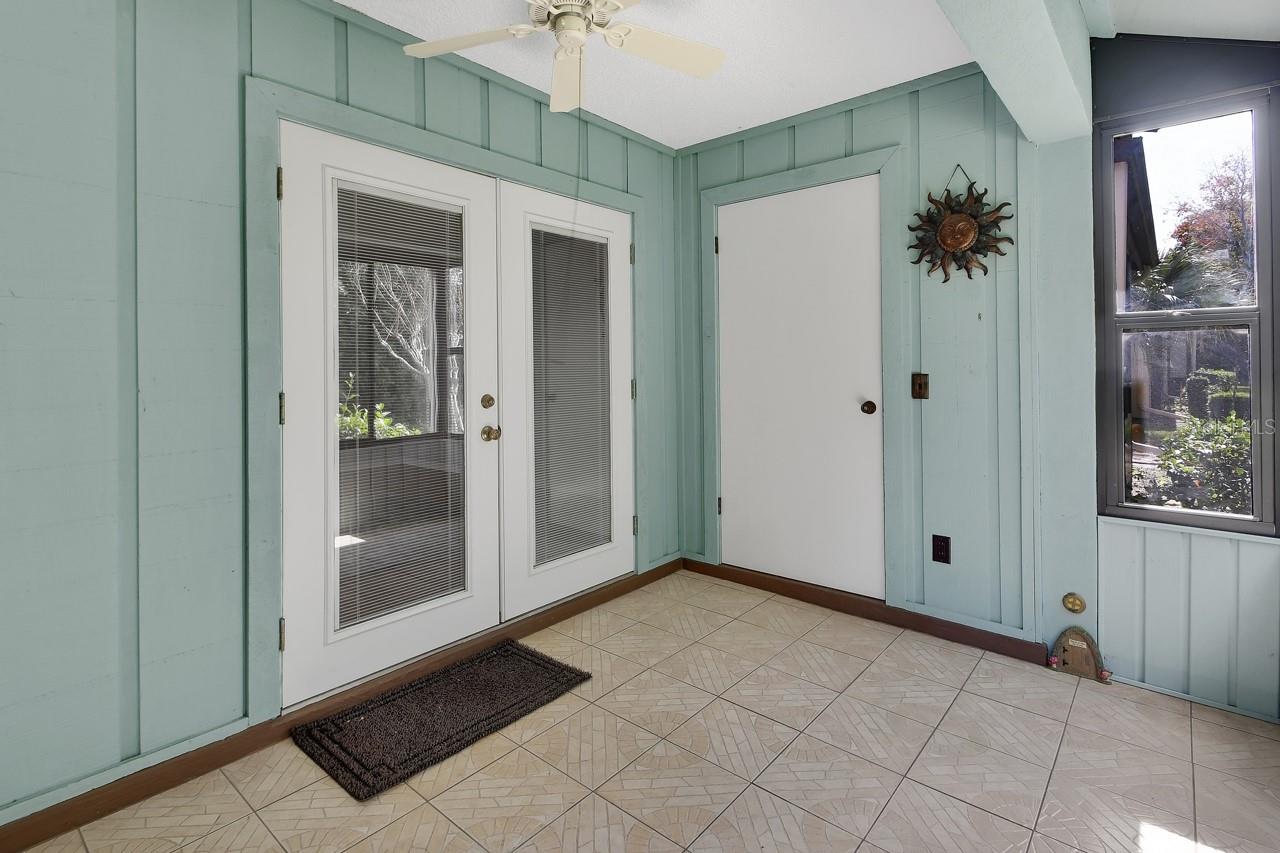 BREEZEWOOD VILLAGE CONDO PH 01-04 - Residential