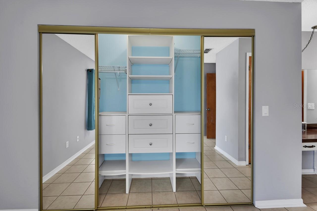 BREEZEWOOD VILLAGE CONDO PH 01-04 - Residential