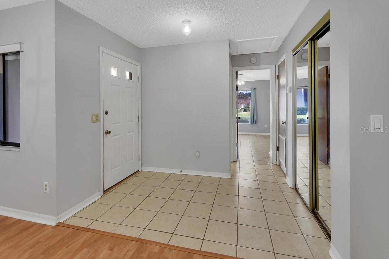 BREEZEWOOD VILLAGE CONDO PH 01-04 - Residential