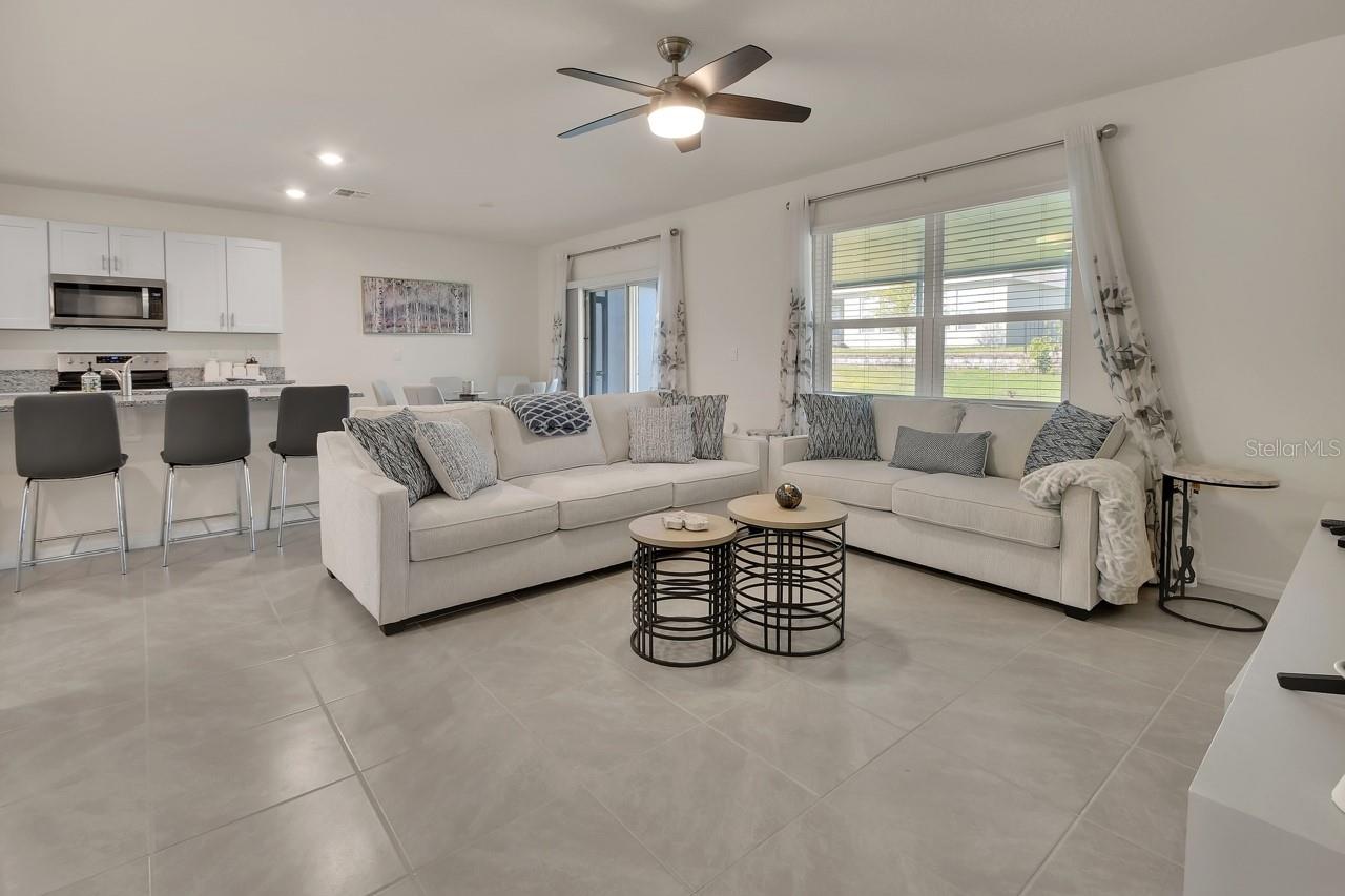 VICTORIA OAKS PH C - Residential