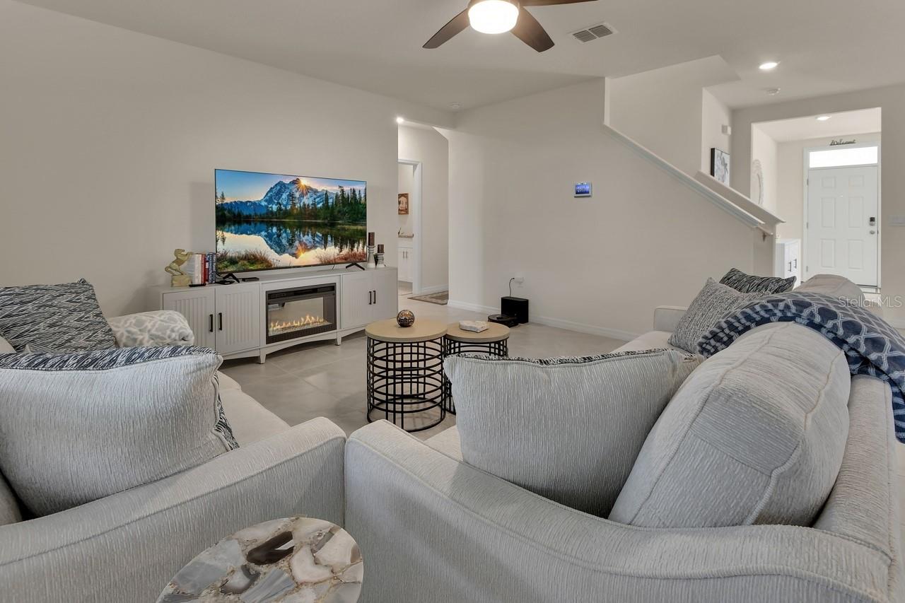 VICTORIA OAKS PH C - Residential