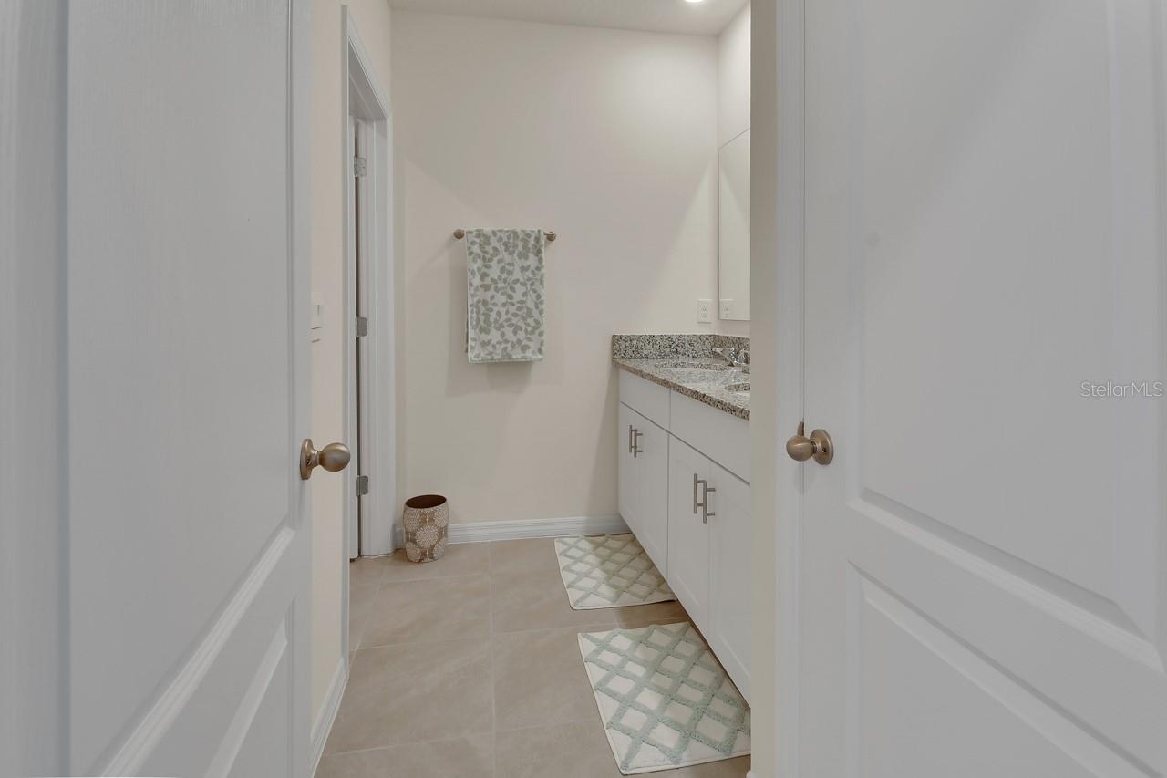 VICTORIA OAKS PH C - Residential