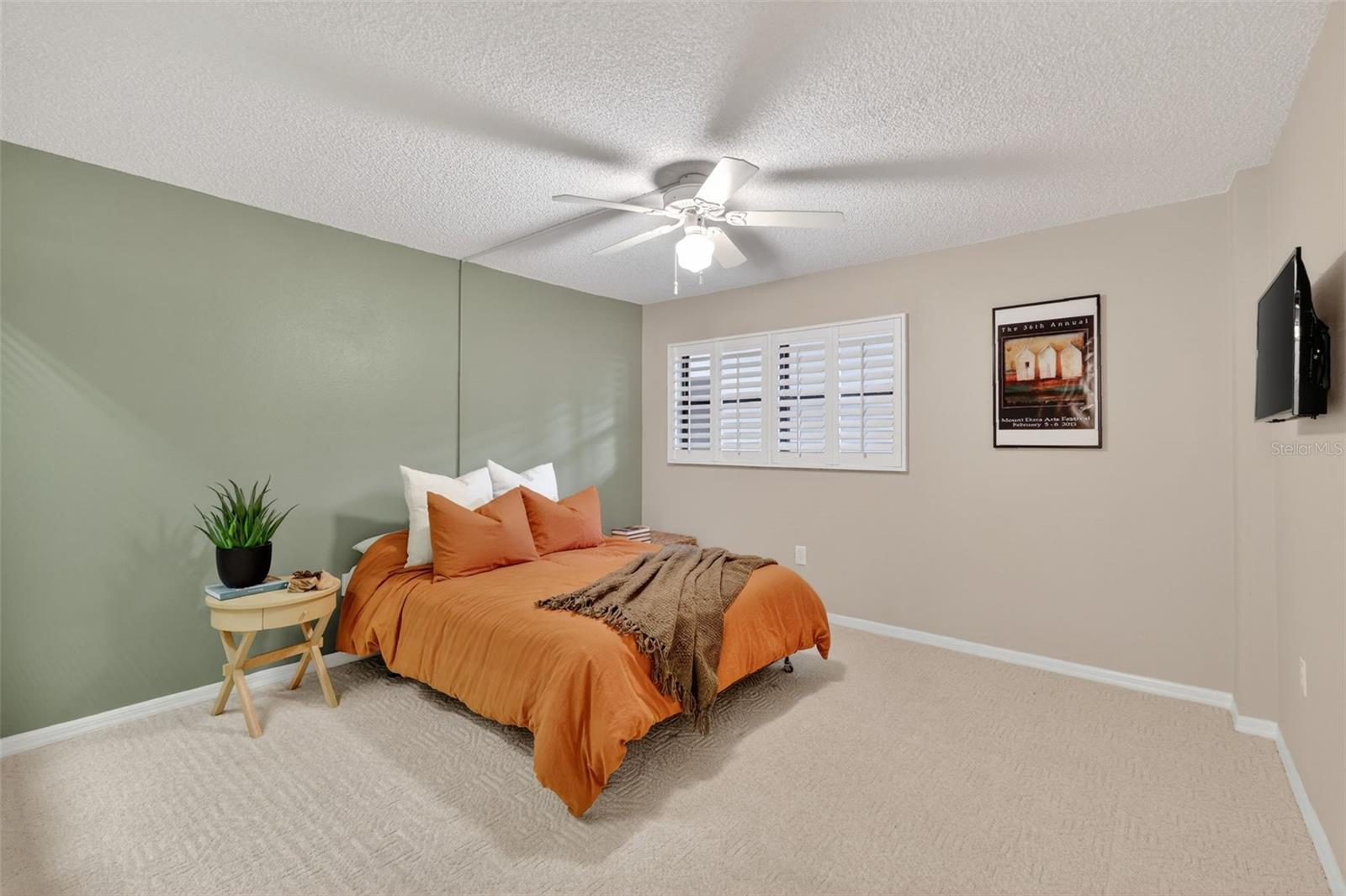 MOUNT DORA SUMMIT PLACE CONDO - Residential