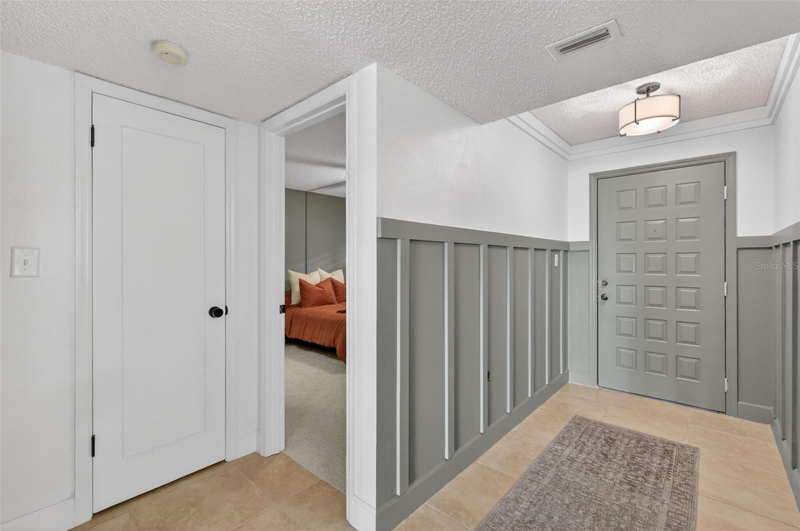 501 W OLD US HIGHWAY 441 105