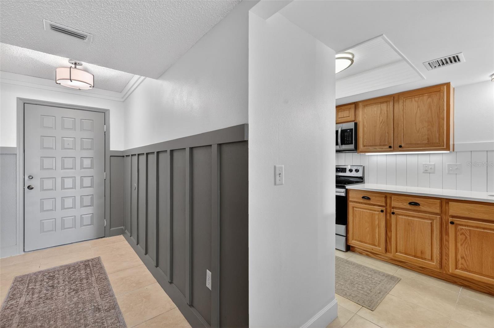 MOUNT DORA SUMMIT PLACE CONDO - Residential