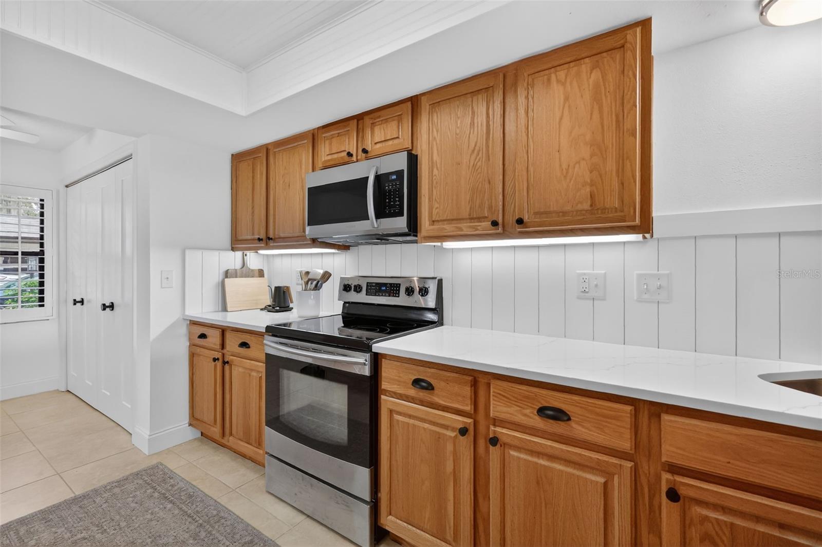 MOUNT DORA SUMMIT PLACE CONDO - Residential