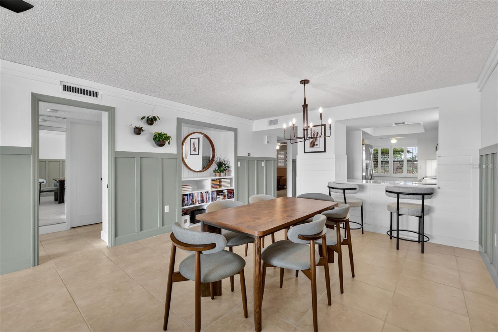 MOUNT DORA SUMMIT PLACE CONDO - Residential