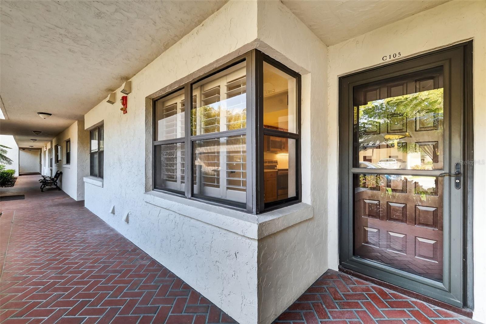 501 W OLD US HIGHWAY 441 105