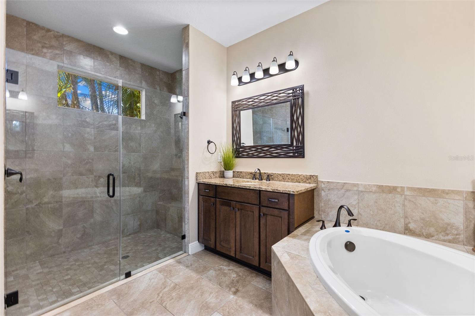 KERSEY LAKE ESTATES - Residential