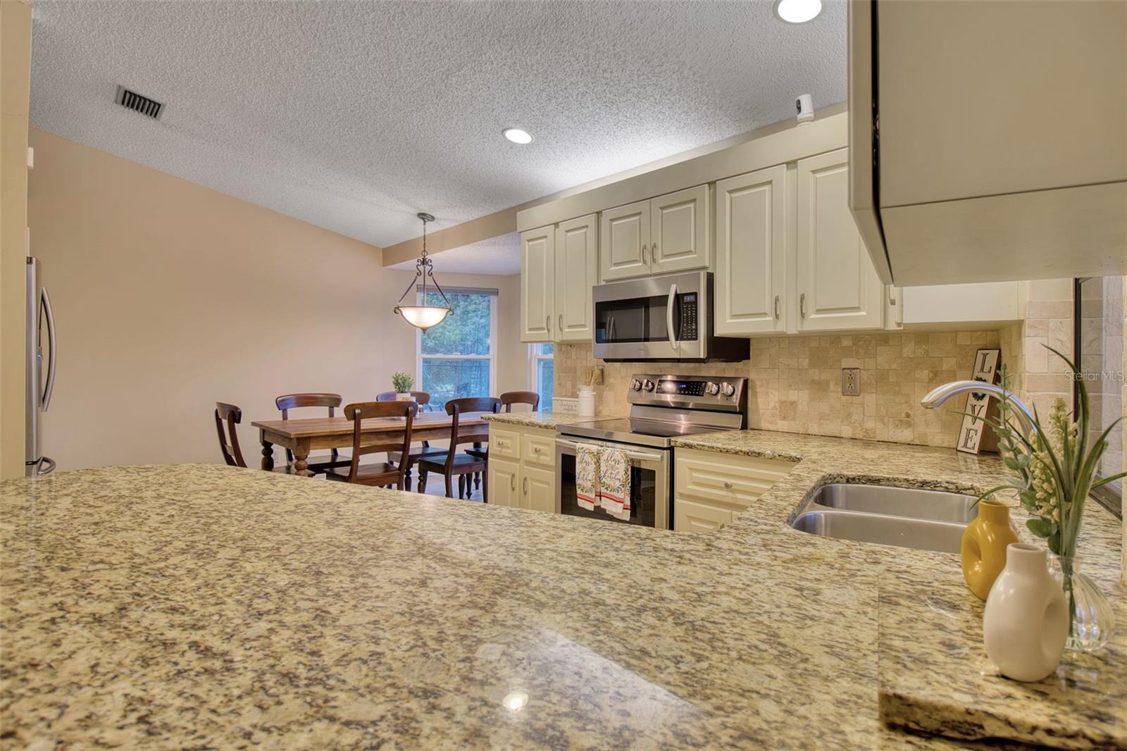 SOUTHERN OAKS - Residential