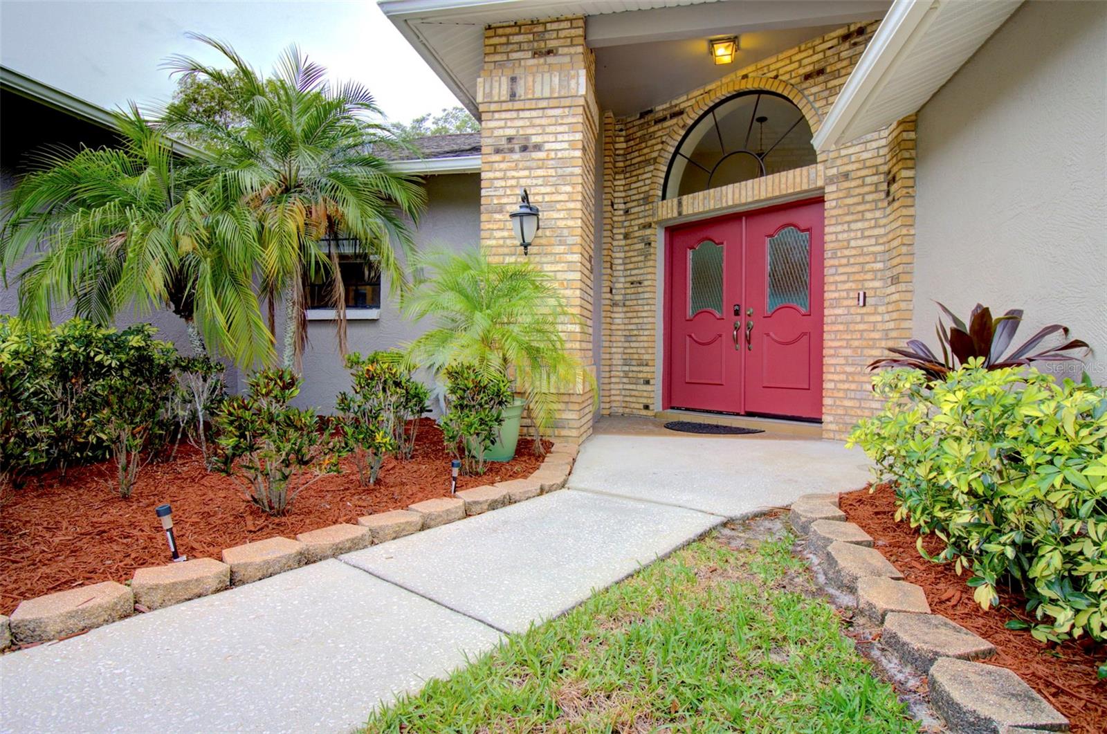 SOUTHERN OAKS - Residential