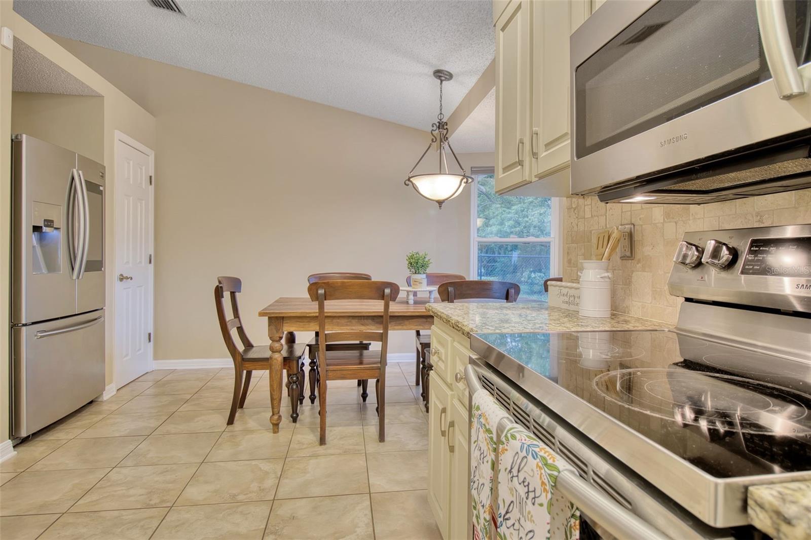 SOUTHERN OAKS - Residential