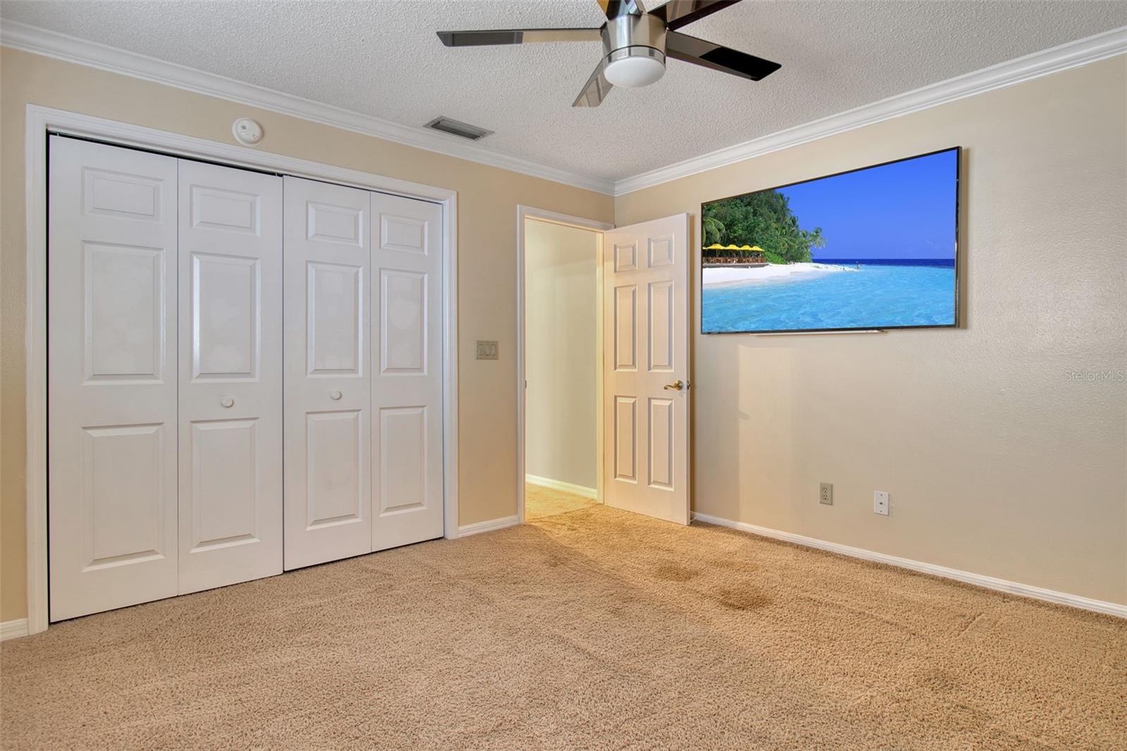 SOUTHERN OAKS - Residential