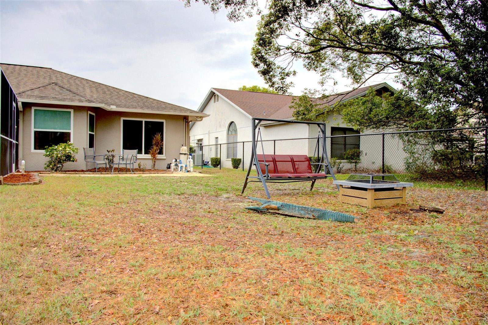 SOUTHERN OAKS - Residential