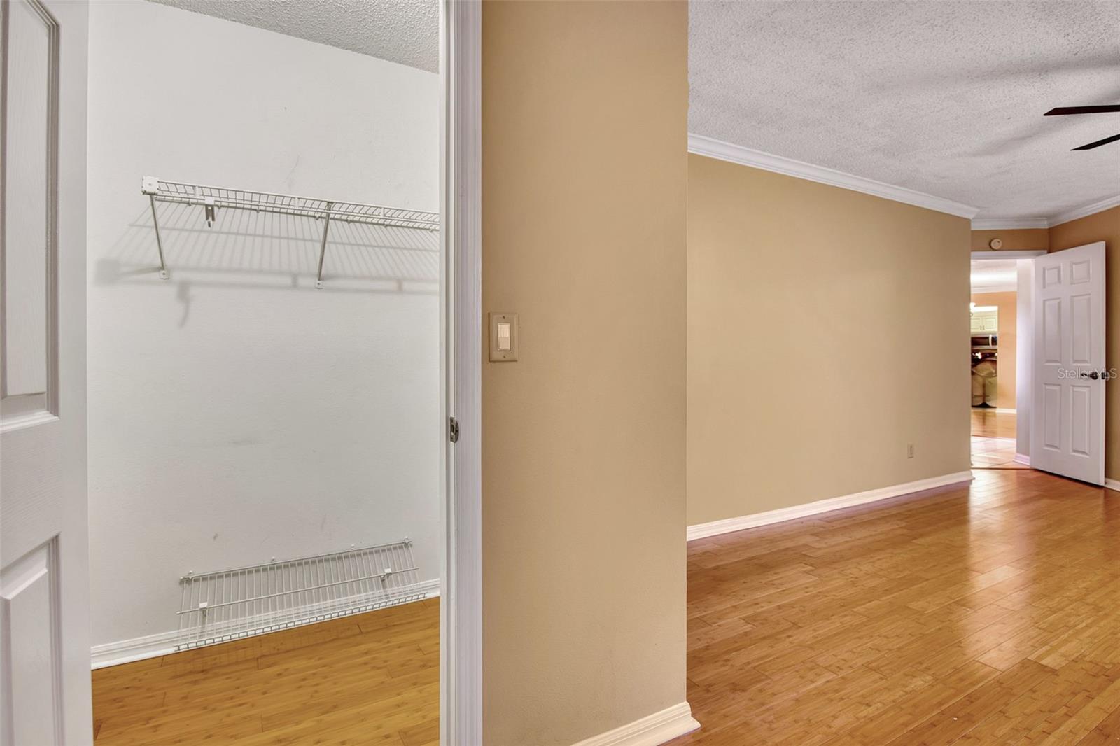 SOUTHERN OAKS - Residential