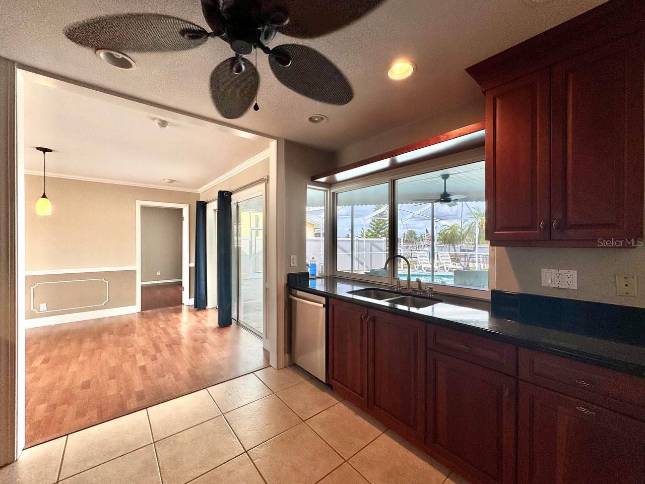 APOLLO BEACH UNIT 13 PT 1 RE - Residential Lease