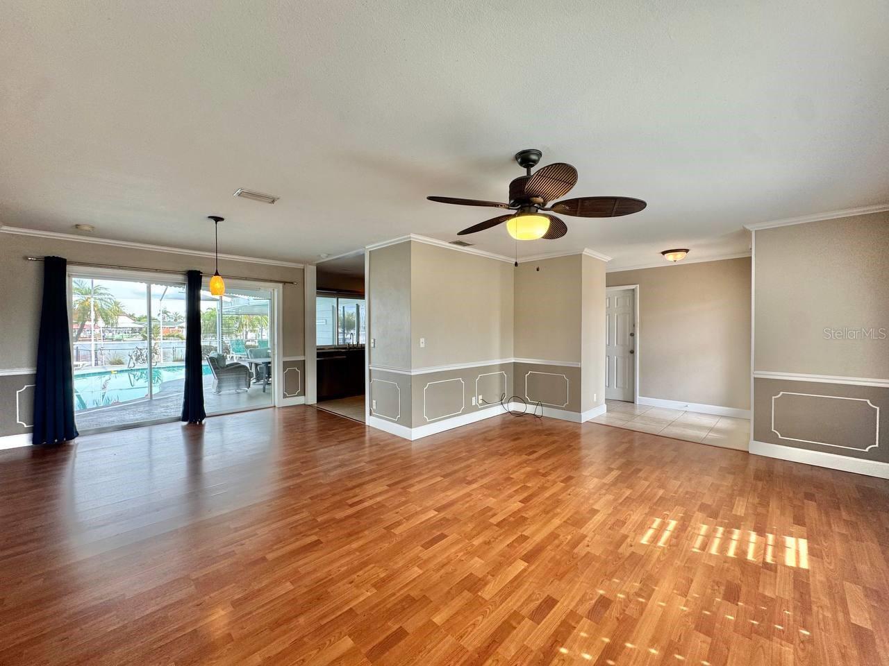 APOLLO BEACH UNIT 13 PT 1 RE - Residential Lease
