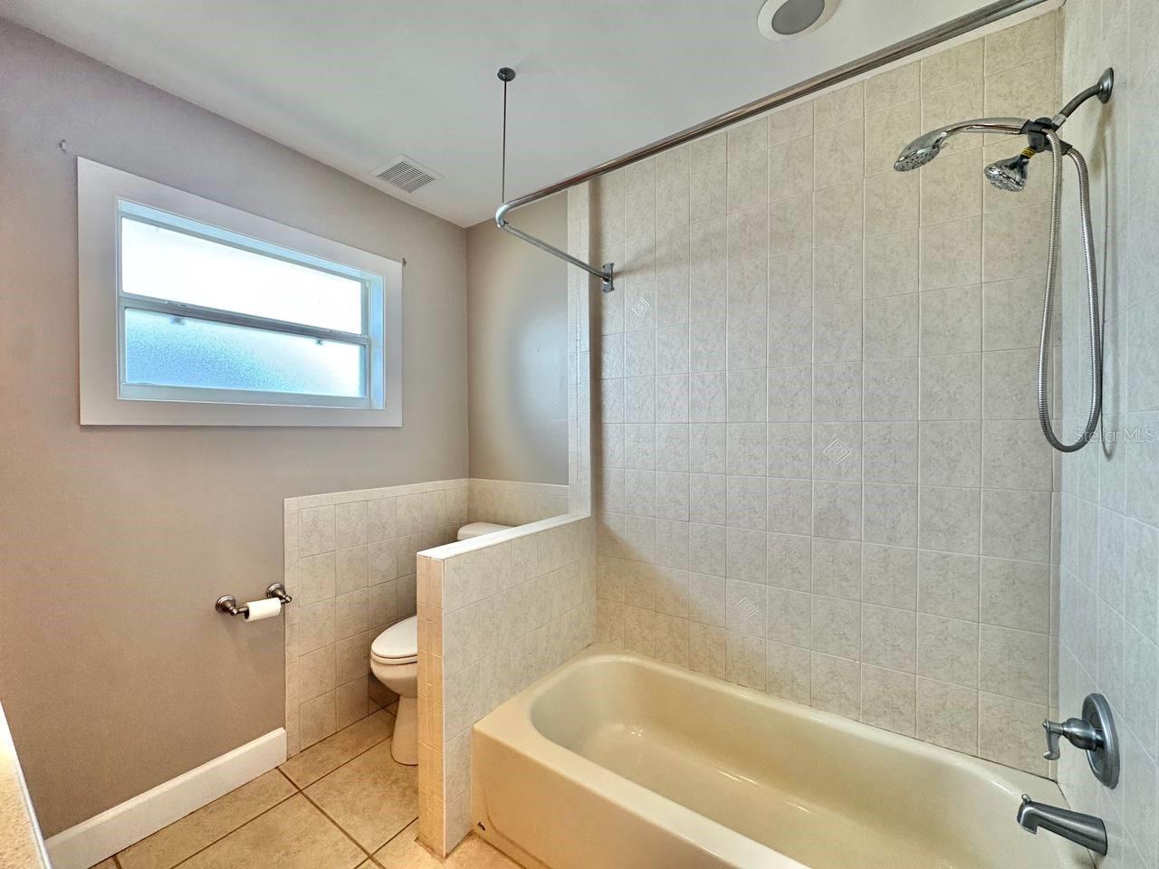 APOLLO BEACH UNIT 13 PT 1 RE - Residential Lease