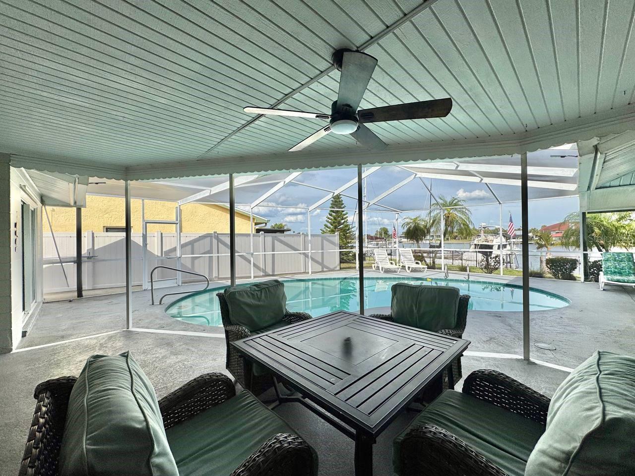 APOLLO BEACH UNIT 13 PT 1 RE - Residential Lease