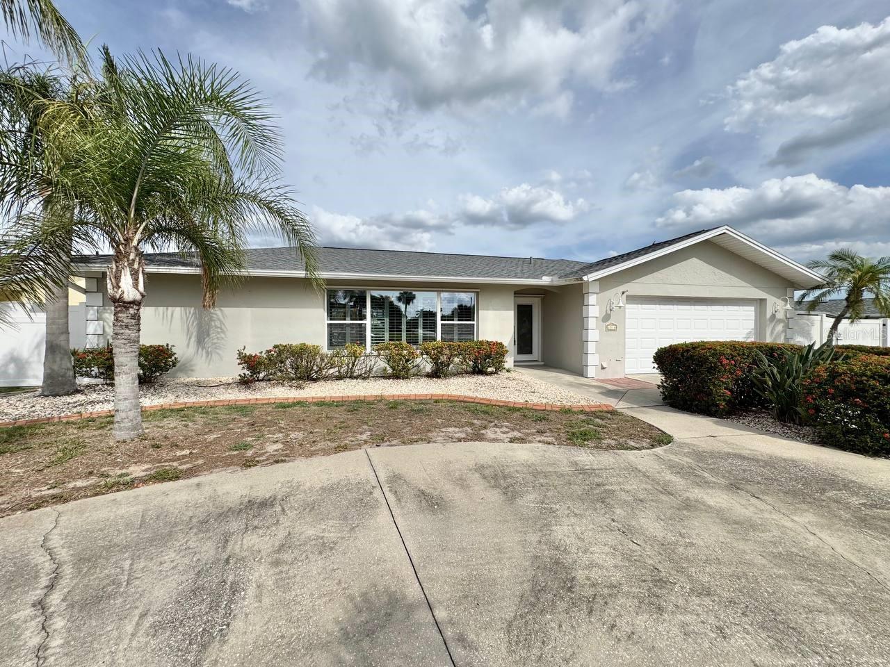 APOLLO BEACH UNIT 13 PT 1 RE - Residential Lease