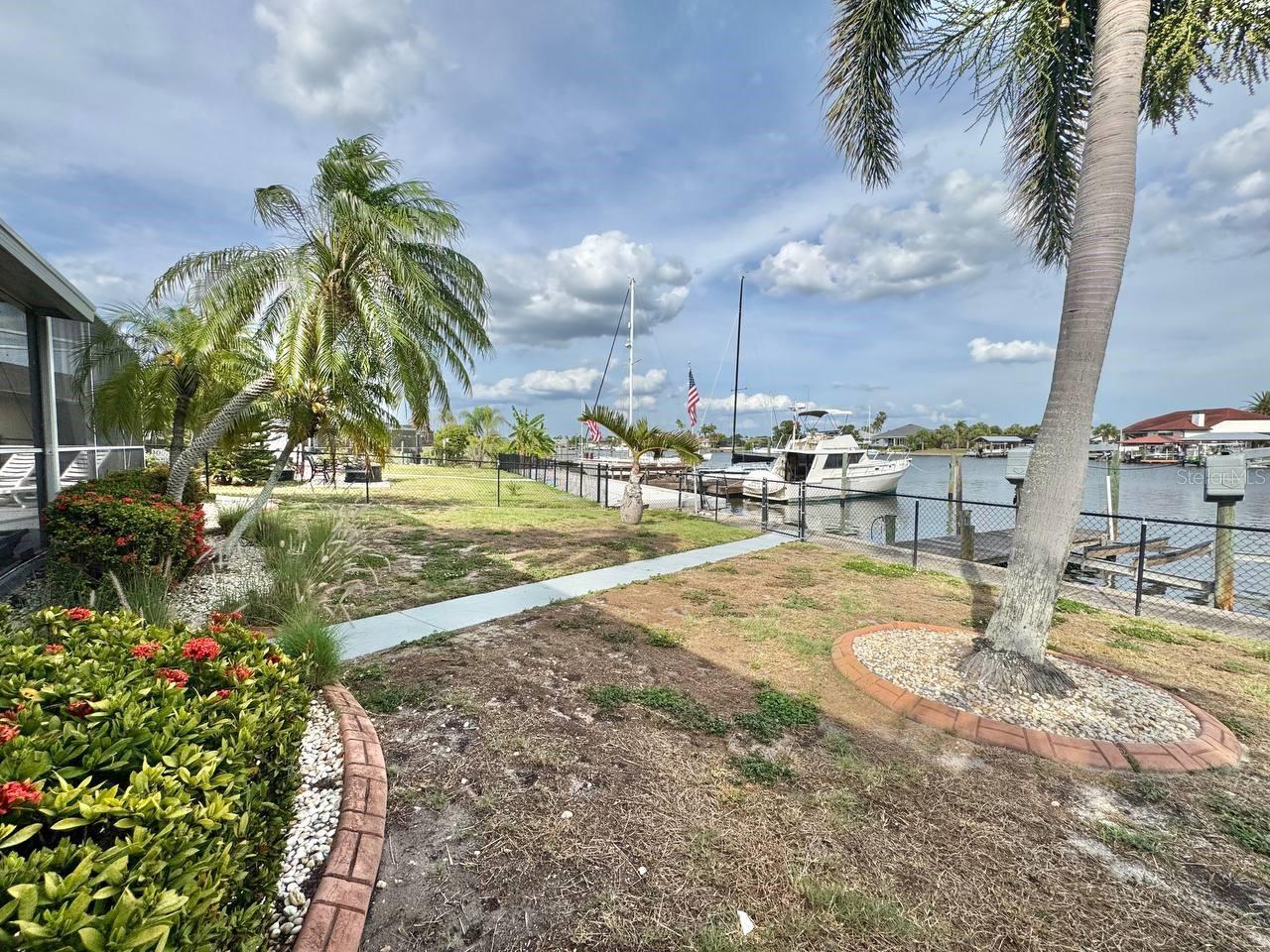 APOLLO BEACH UNIT 13 PT 1 RE - Residential Lease
