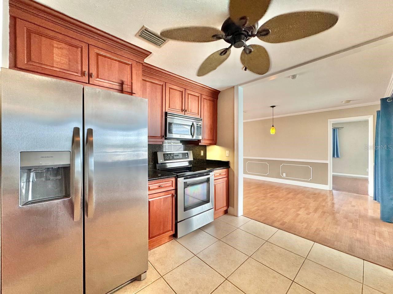 APOLLO BEACH UNIT 13 PT 1 RE - Residential Lease