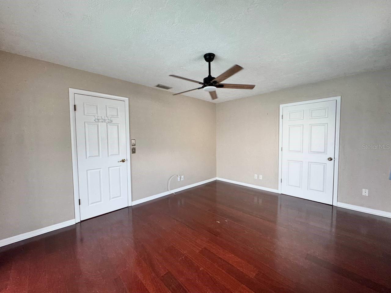 APOLLO BEACH UNIT 13 PT 1 RE - Residential Lease