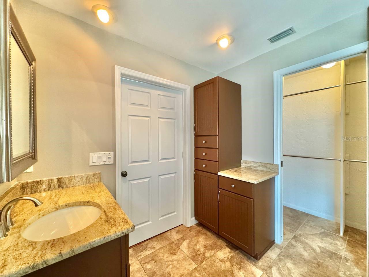 APOLLO BEACH UNIT 13 PT 1 RE - Residential Lease