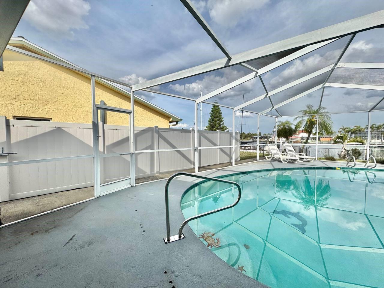 APOLLO BEACH UNIT 13 PT 1 RE - Residential Lease