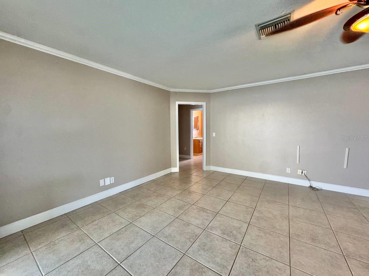 APOLLO BEACH UNIT 13 PT 1 RE - Residential Lease