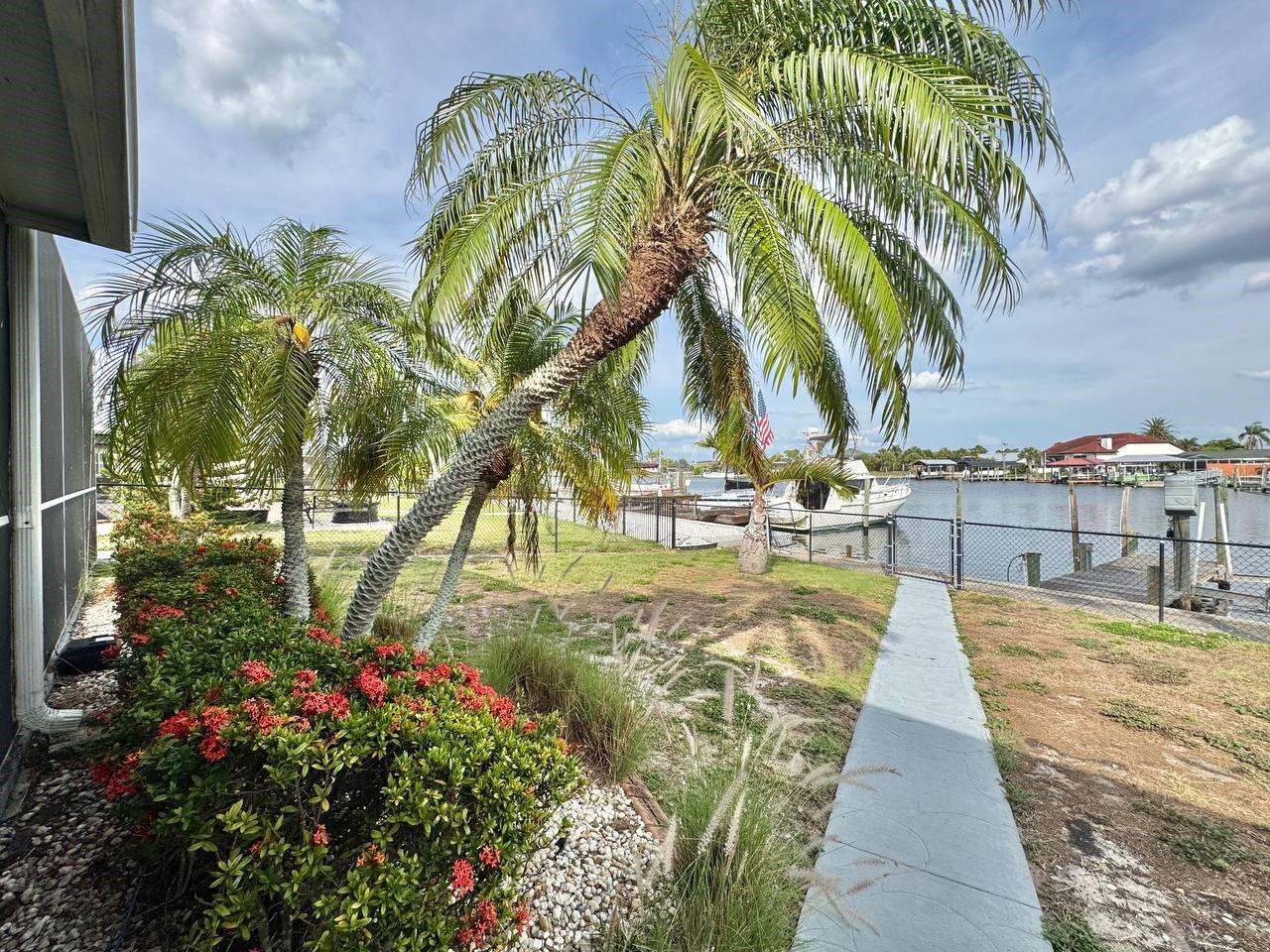 APOLLO BEACH UNIT 13 PT 1 RE - Residential Lease