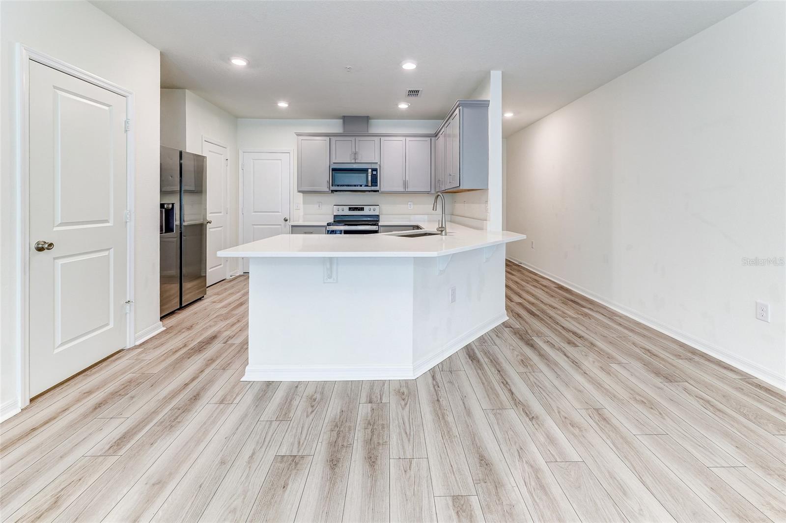 LANDINGS AT RIVERBEND - Residential