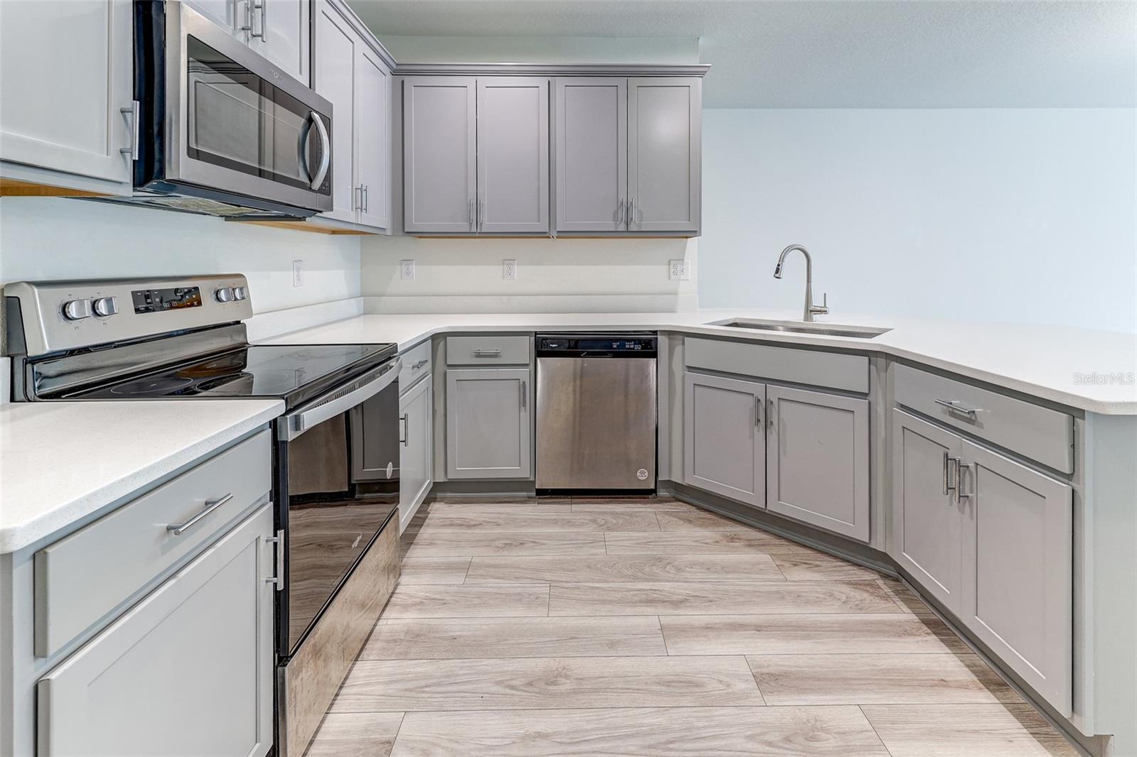 LANDINGS AT RIVERBEND - Residential