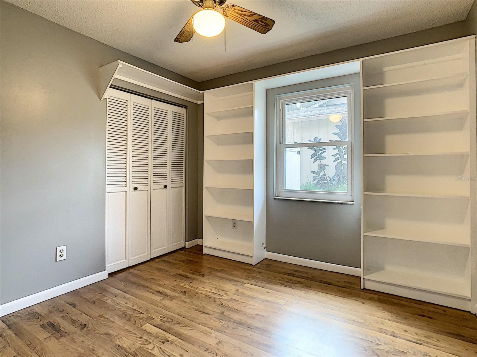 Florida Shores 01 - Residential