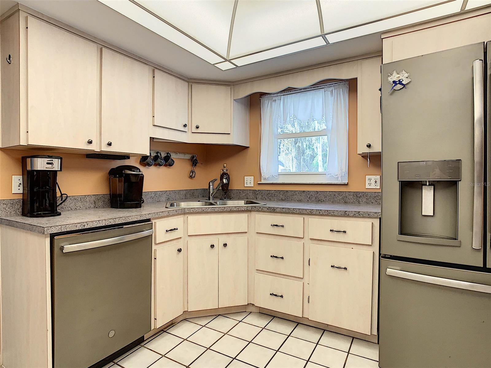 Florida Shores 01 - Residential