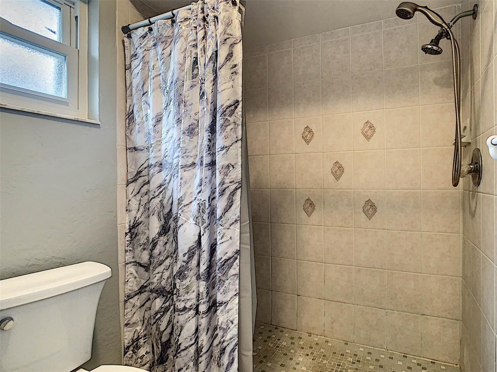 Florida Shores 01 - Residential