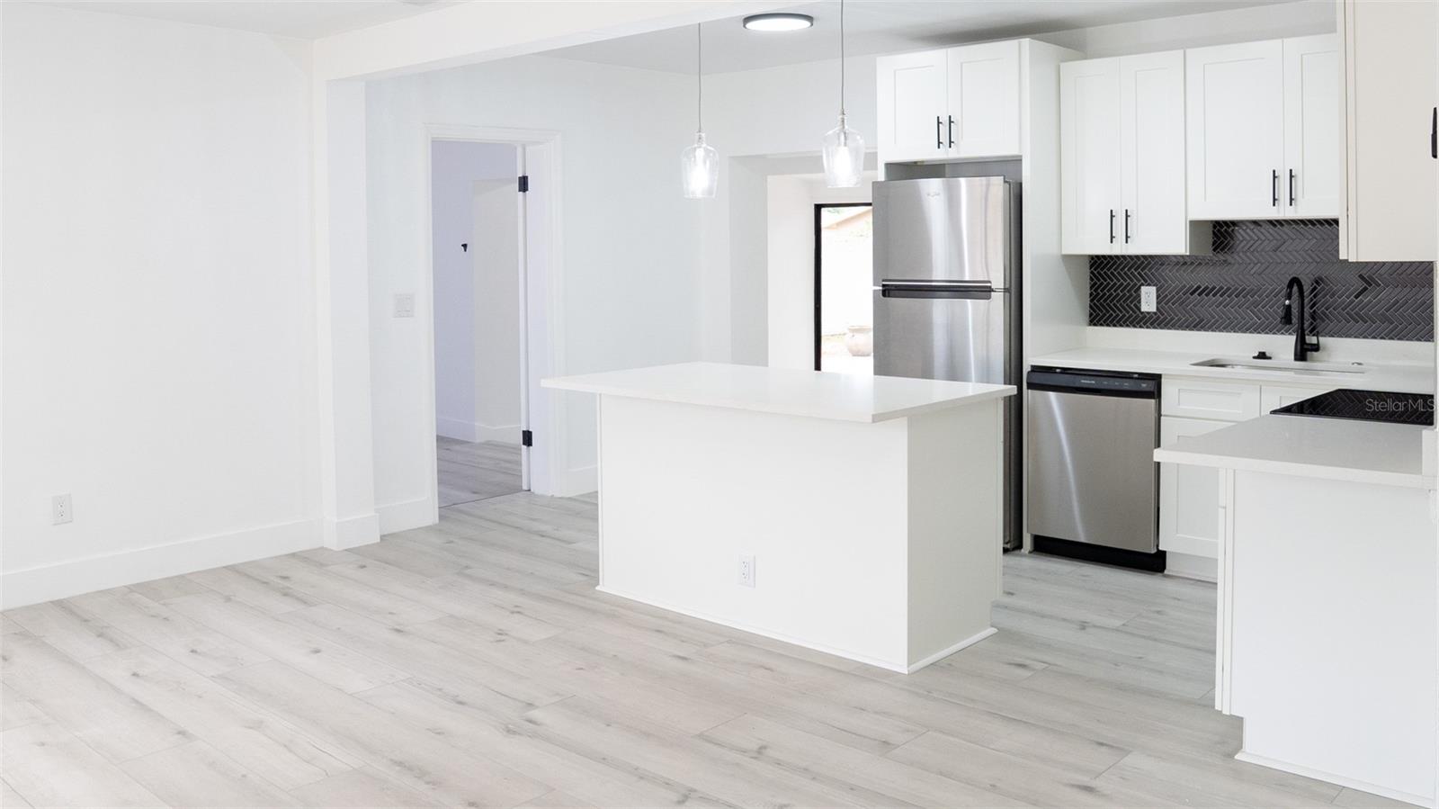 SKY CREST UNIT 2 - Residential