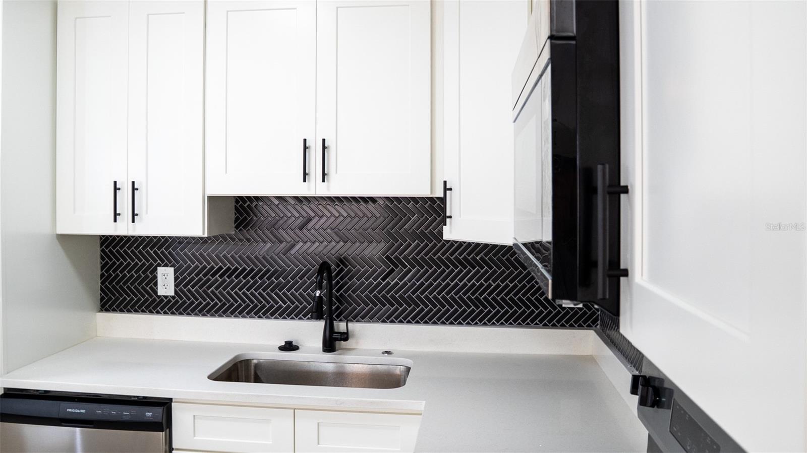 SKY CREST UNIT 2 - Residential